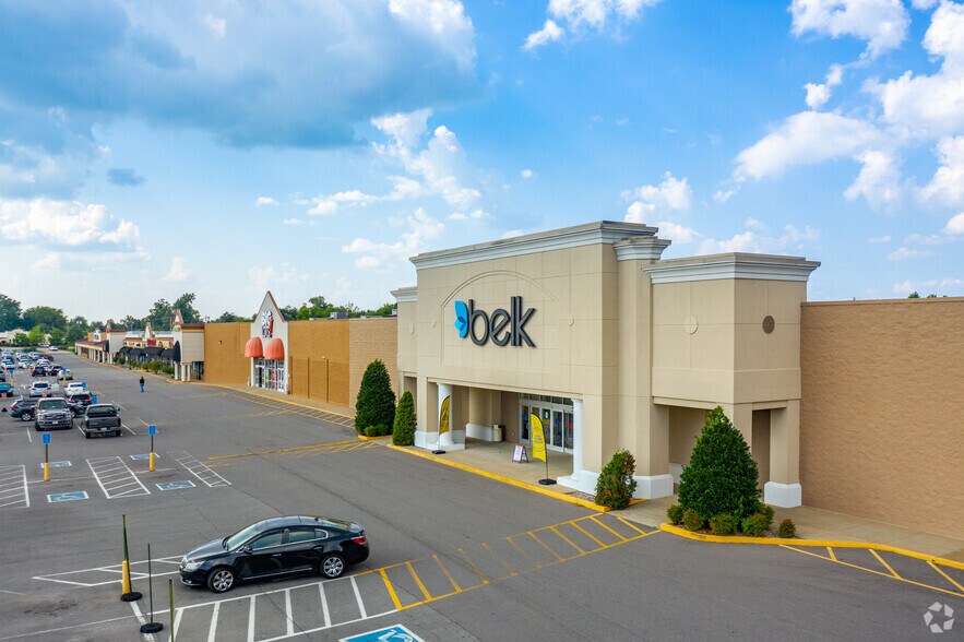 2008 Memorial Blvd, Springfield, TN à louer - Photo principale – Image 1 sur 4