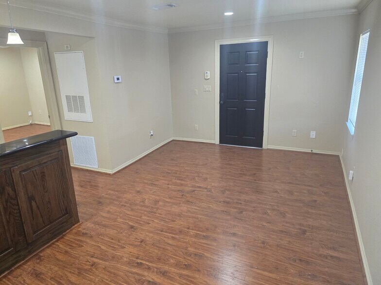 2030 Portsmouth St, Houston, TX à vendre - Photo de l’immeuble – Image 3 sur 16
