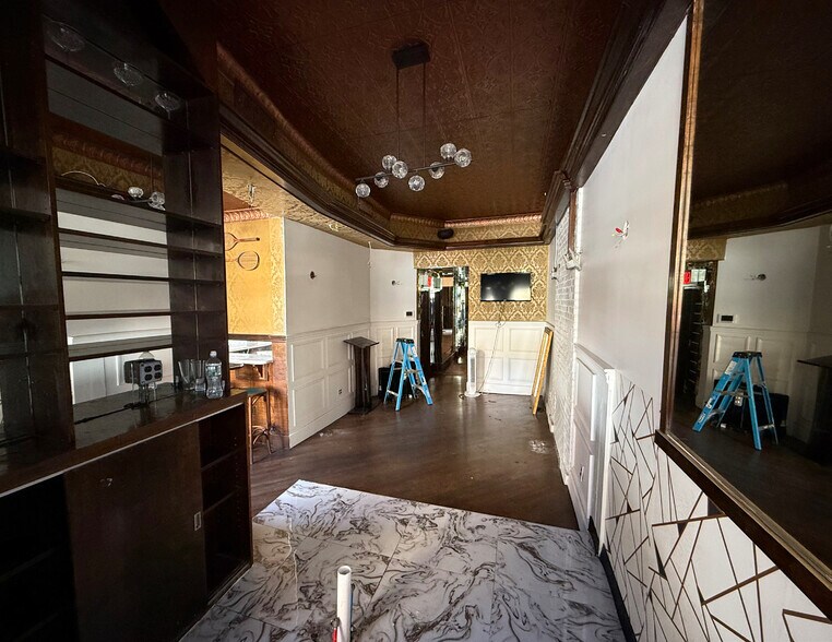 226 W 79th St, New York, NY à louer - Photo de l’immeuble – Image 3 sur 4