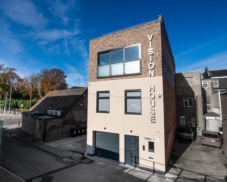 Station Rd, Borehamwood à louer - Photo de l’immeuble – Image 1 sur 4