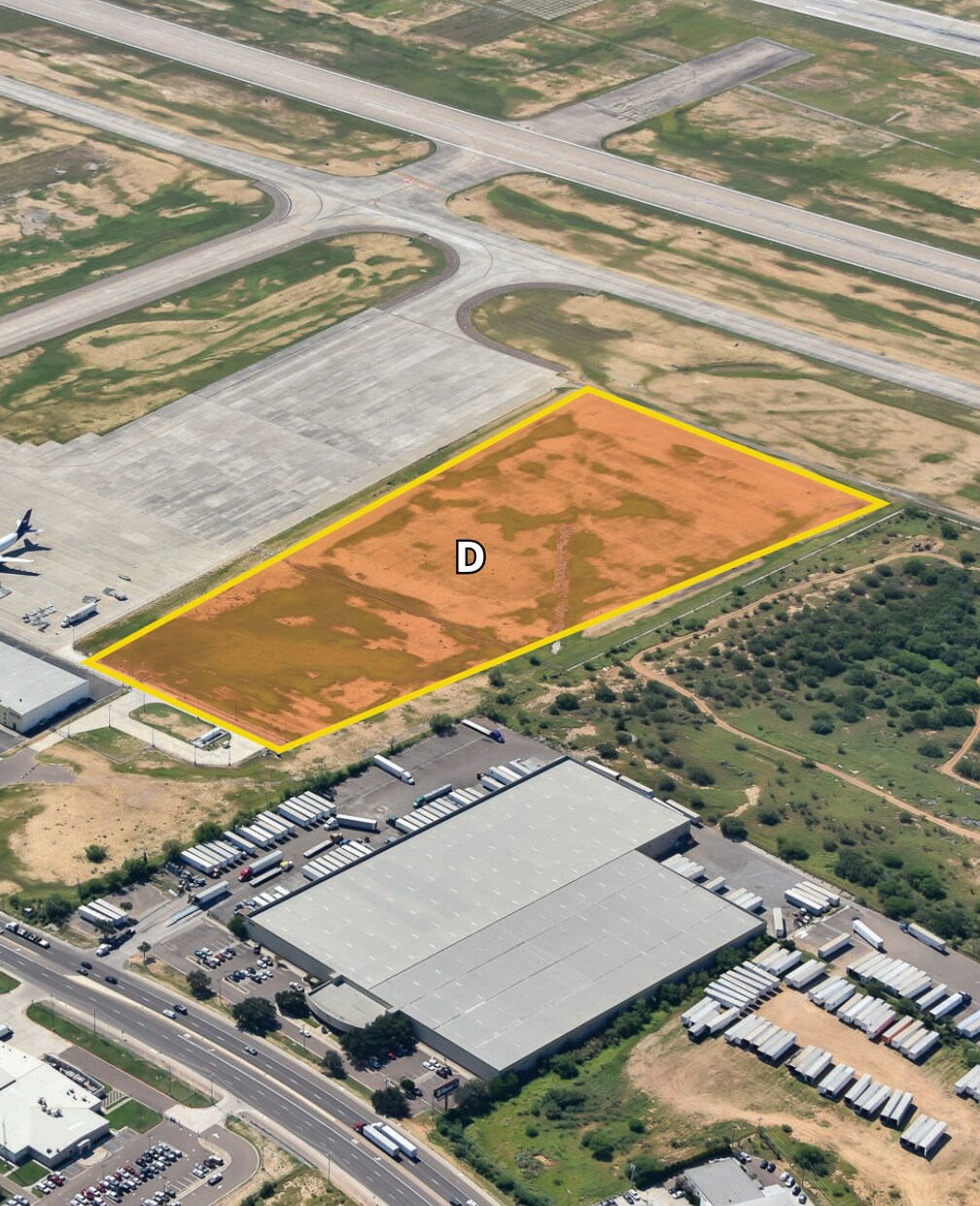 Industriel/Logistique dans Laredo, TX à louer Photo de l’immeuble– Image 1 sur 1