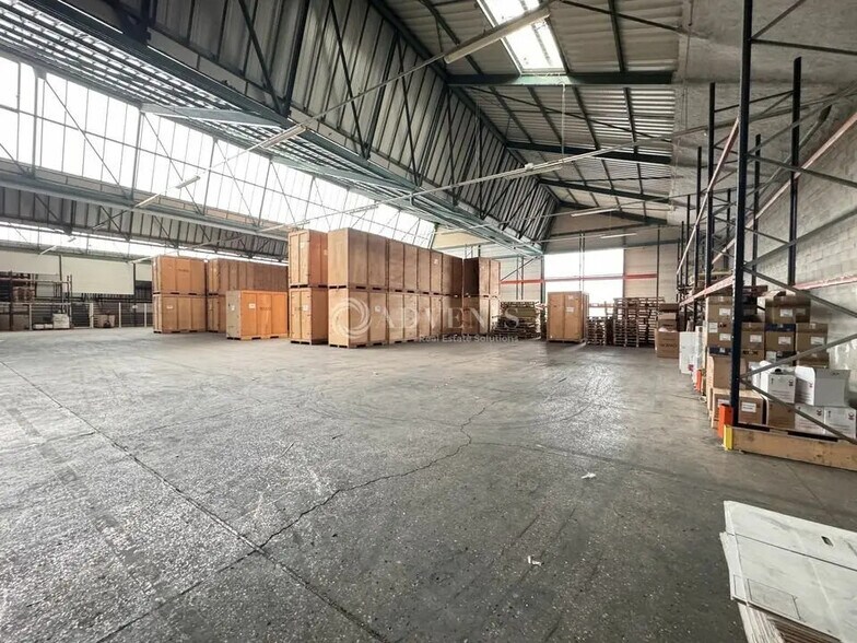 Local d’activités dans Mareuil-lès-Meaux à louer - Photo intérieure – Image 3 sur 9