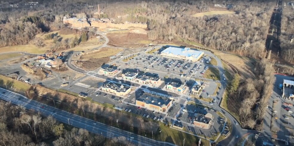 Winslow Gate Road, Poughkeepsie, NY à vendre - Photo de l’immeuble – Image 3 sur 32