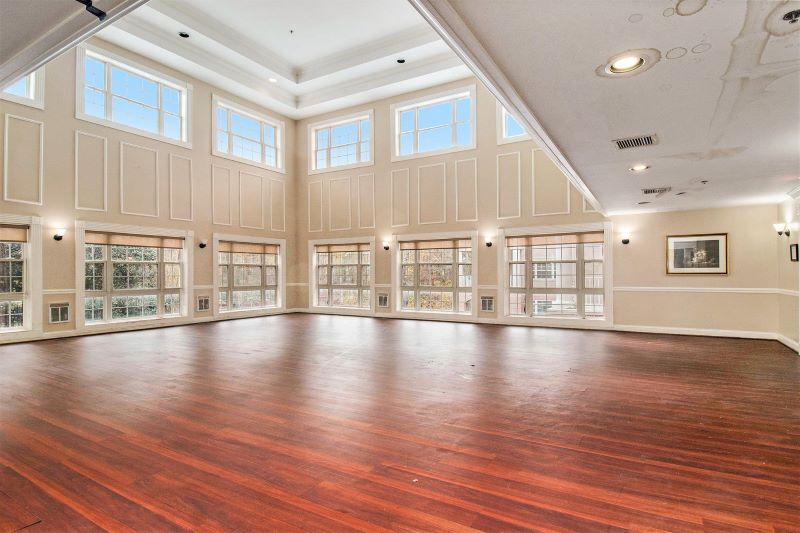 5690 State Bridge Rd, Johns Creek, GA à vendre - Photo intérieure – Image 2 sur 13