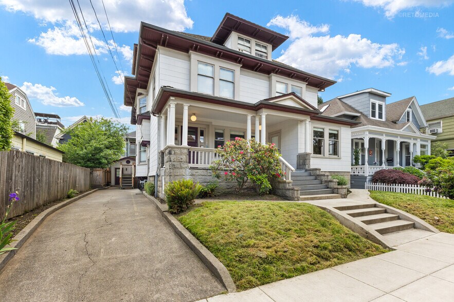 2222 NW Irving St, Portland, OR à vendre - Photo de l’immeuble – Image 2 sur 39
