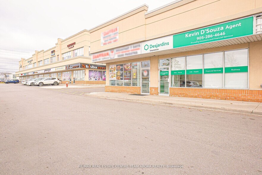 812 Britannia Rd, Mississauga, ON à vendre - Photo de l’immeuble – Image 1 sur 3