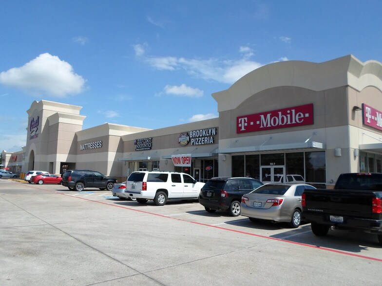 5010 Garth Rd, Baytown, TX à louer - Photo de l’immeuble – Image 2 sur 2