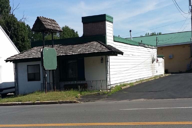 1414 E Dominick St, Rome, NY à vendre - Photo de l’immeuble – Image 2 sur 3