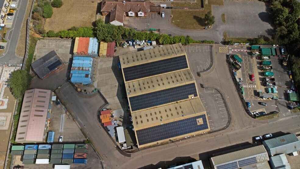 18-21 Springfield Rd, Burnham On Crouch à vendre - Photo de l’immeuble – Image 2 sur 11