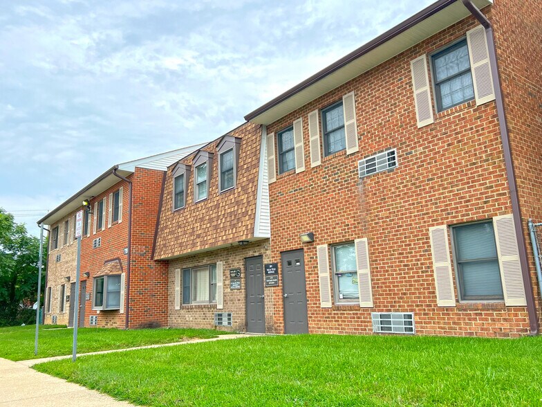 7111-7127 Allentown Rd, Fort Washington, MD à louer - Photo de l’immeuble – Image 3 sur 4