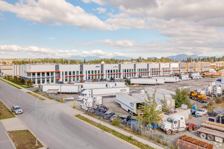 2188 Mason St, Abbotsford, BC à louer - Photo principale – Image 1 sur 7
