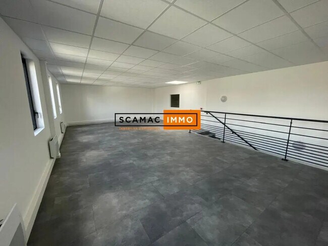 Plus de détails pour 17 Rue Levassor, 78130 Les Mureaux, Les Mureaux - Bureau, Industriel/Logistique à louer