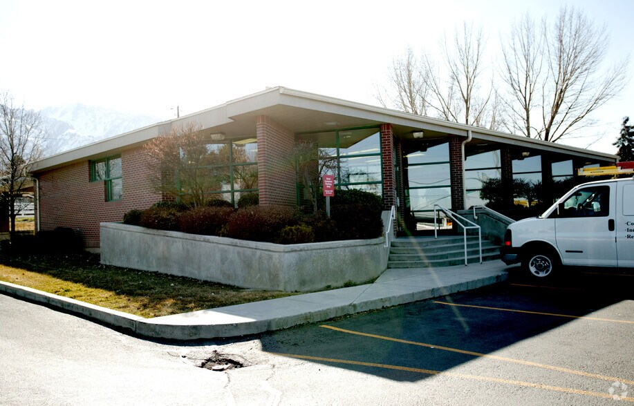 10625 S 1300 E, Sandy, UT à vendre - Photo de l’immeuble – Image 1 sur 1