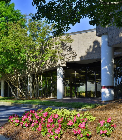 2250 New Market Pky SE, Marietta, GA à louer - Photo de l’immeuble – Image 1 sur 6