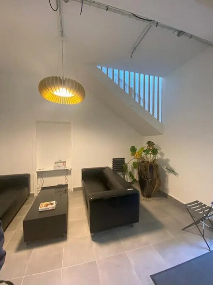 Bureau dans Paris à louer - Photo de l’immeuble – Image 3 sur 7