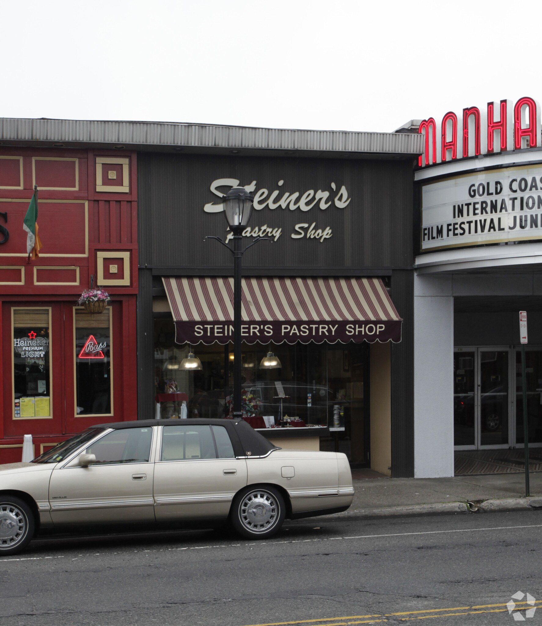 432 Plandome Rd, Manhasset, NY à louer Photo principale– Image 1 sur 3