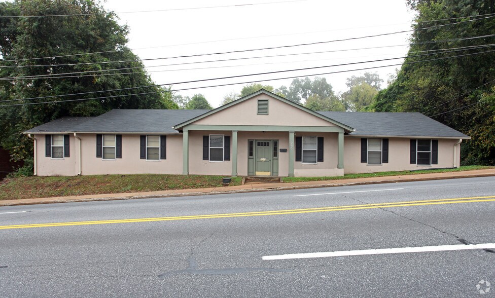 985 W Broad St, Athens, GA à vendre - Photo de l’immeuble – Image 2 sur 2