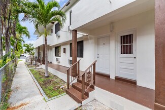 Plus de détails pour 550 SW 10th St, Miami, FL - Logement à vendre
