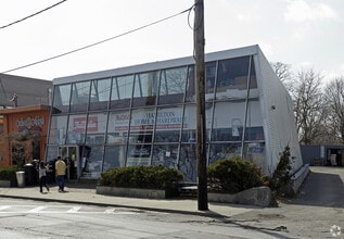 147 Washington Ave, Lawrence, NY à louer Photo de l’immeuble– Image 1 sur 5