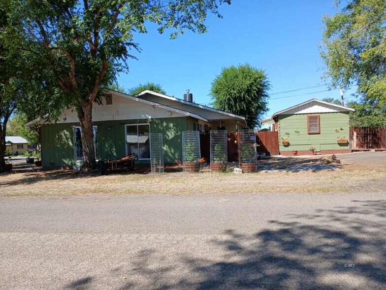 1400 W 11th St, Alturas, CA à vendre - Photo de l’immeuble – Image 2 sur 28