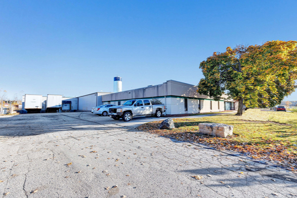 2330 Pamperin Rd, Howard, WI à vendre - Photo de l’immeuble – Image 2 sur 15