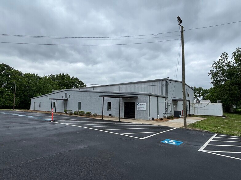 220 Beaver Rd, Munford, TN à vendre - Photo de l’immeuble – Image 2 sur 27