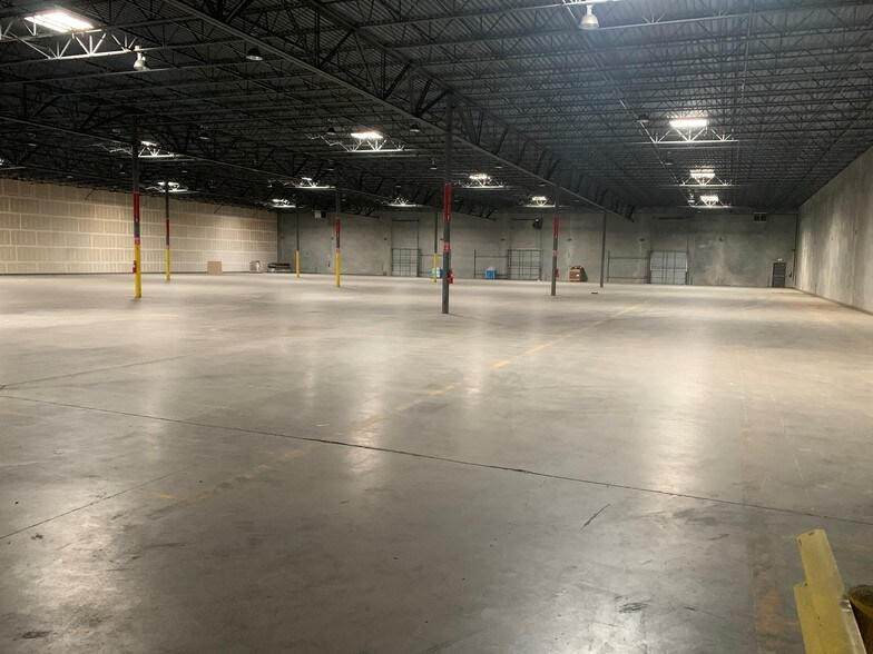 5650 Kroger Dr, Keller, TX à louer - Photo intérieure – Image 2 sur 12