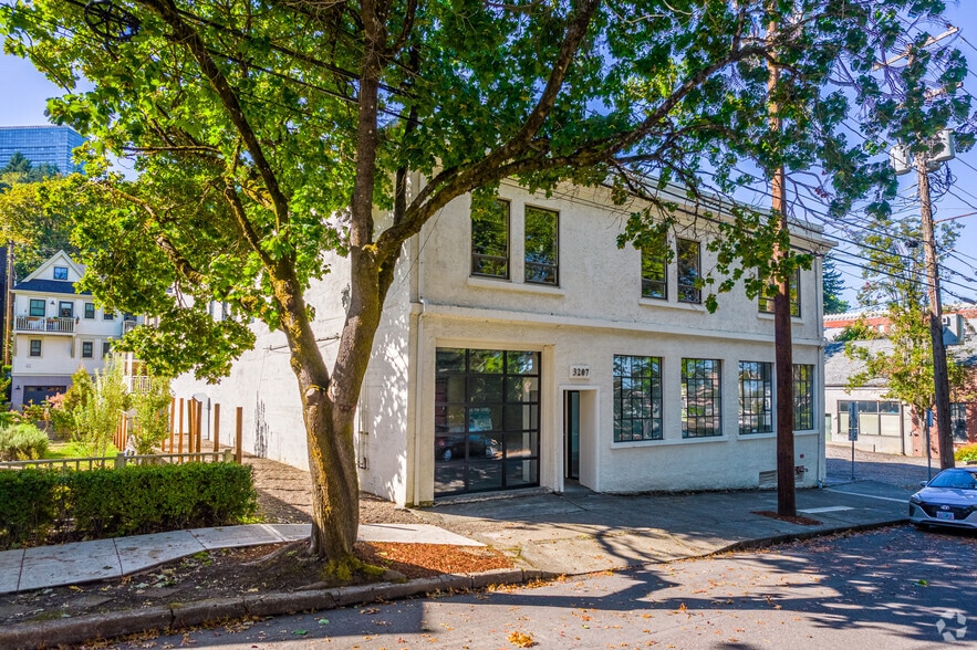 120 SW Grover St, Portland, OR à vendre - Photo principale – Image 1 sur 12