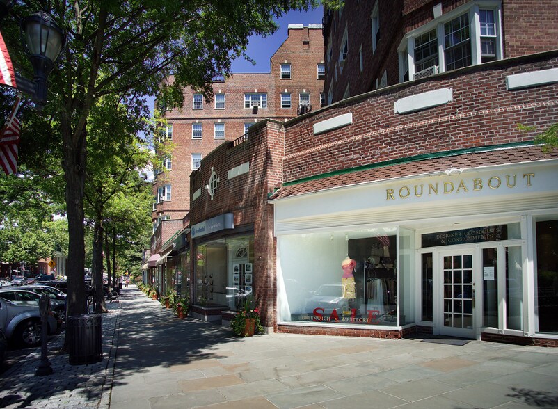 18 Chase Rd, Scarsdale, NY à louer - Photo de l’immeuble – Image 3 sur 37