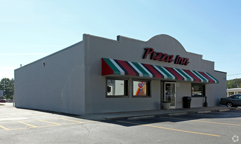 105-212 N Fairview Rd, Rocky Mount, NC à louer - Photo de l’immeuble – Image 2 sur 12