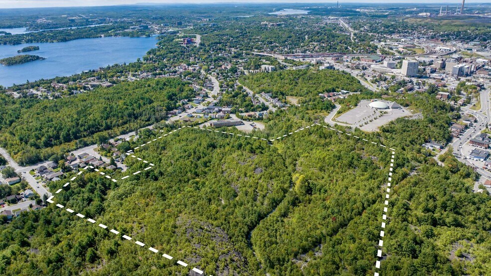0 Christakos St, Greater Sudbury, ON à vendre - Photo de l’immeuble – Image 2 sur 11