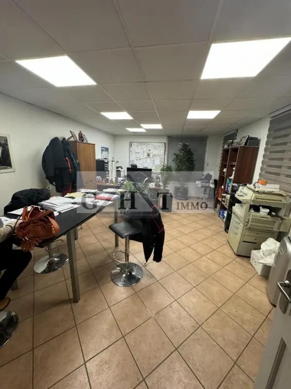 Plus de détails pour Industriel/Logistique à vendre