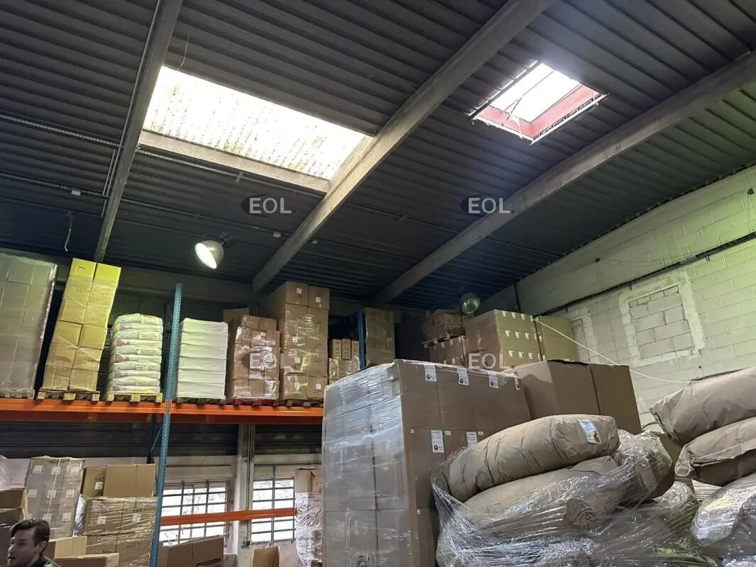 Industriel/Logistique dans Sarcelles à vendre Photo intérieure– Image 1 sur 4