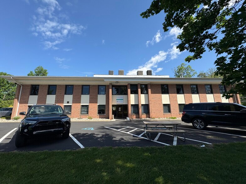 1440 Russell Rd, Paoli, PA à vendre - Photo de l’immeuble – Image 3 sur 7