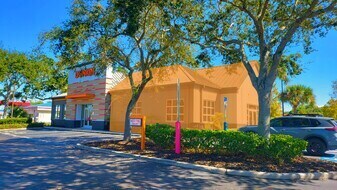 14048 US Highway 19, Hudson, FL à louer - Photo de l’immeuble – Image 2 sur 2
