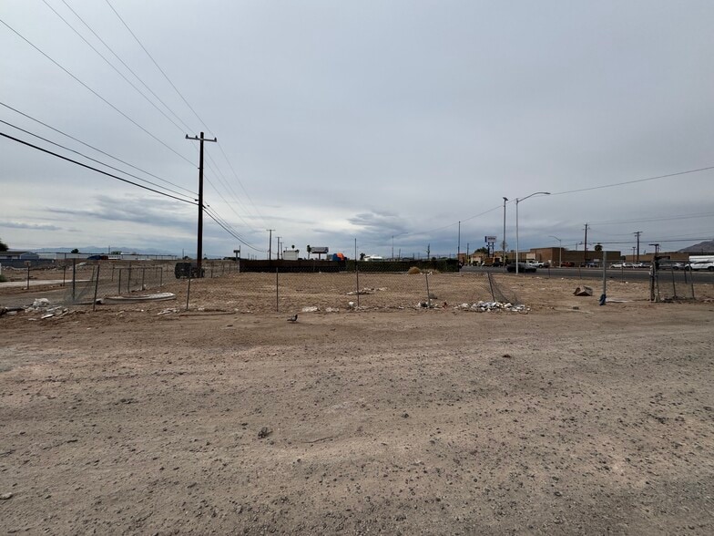 5976 Boulder Hwy, Las Vegas, NV à vendre - Photo de l’immeuble – Image 1 sur 12