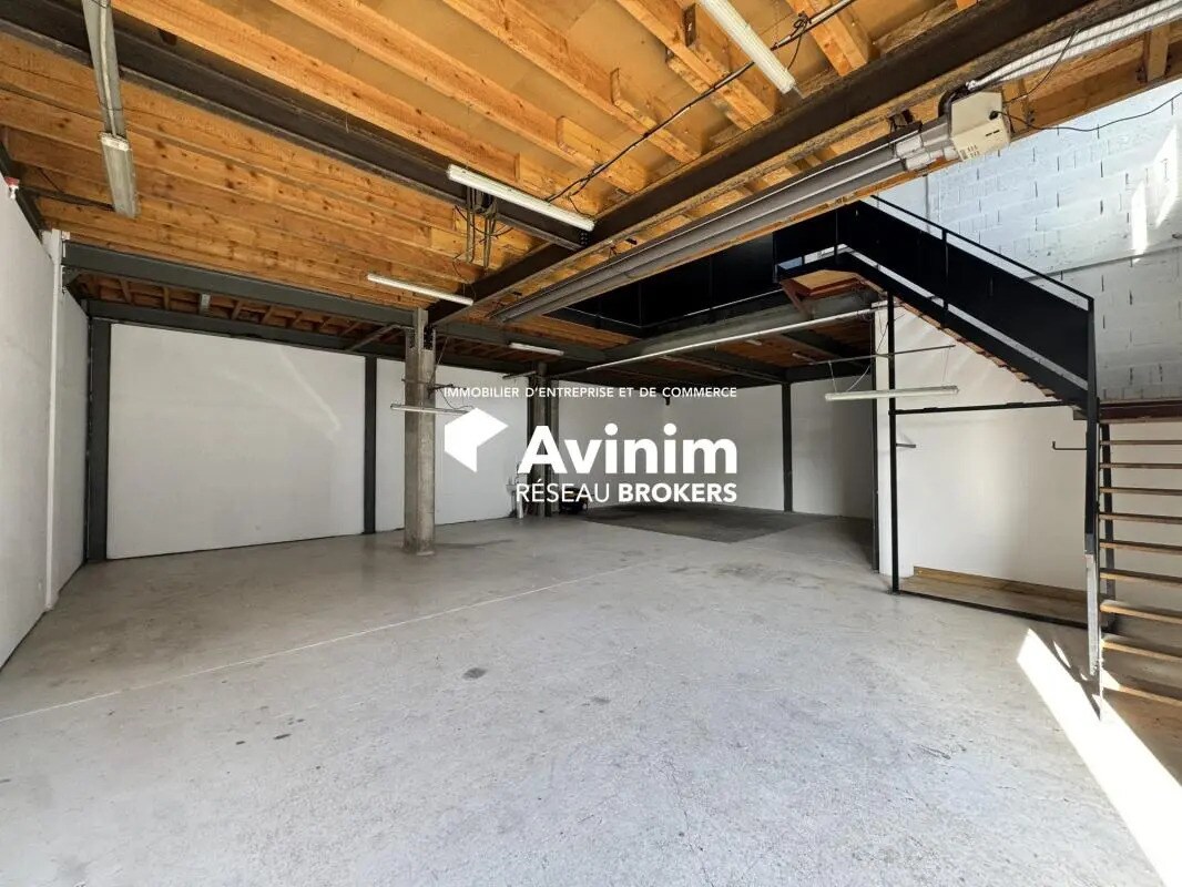 Industriel/Logistique dans Chelles à louer Photo intérieure– Image 1 sur 6