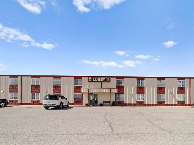 1904 E Cedar St, Rawlins, WY à vendre - Photo principale – Image 1 sur 43