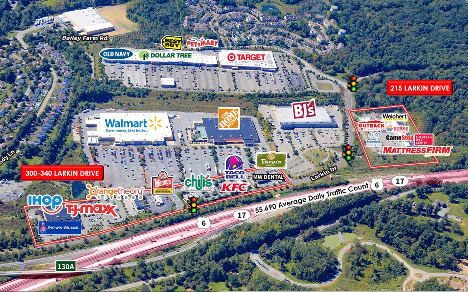 215 Larkin Dr, Monroe, NY à louer - Photo de l’immeuble – Image 1 sur 12