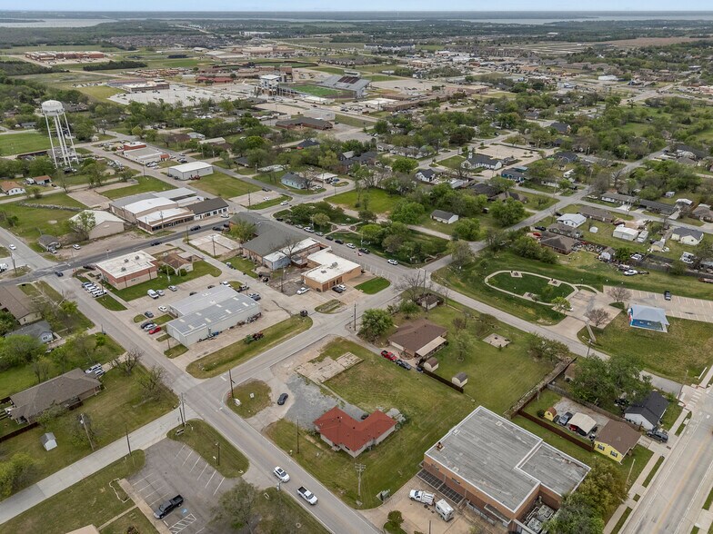 612 N Third Street, Princeton, TX à vendre - Photo de l’immeuble – Image 3 sur 49