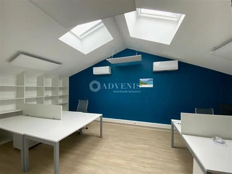 Bureau dans Champigny-sur-Marne à vendre - Photo de l’immeuble – Image 3 sur 5