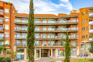 Plus de détails pour Carrer D'esteve Terradas, 51, Barcelone - Bureau/Local commercial à louer