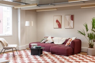 42-48 Great Portland St, Londres à louer Photo de l’immeuble– Image 2 sur 7