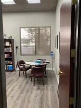 64 N Pecos Rd, Henderson, NV à louer Photo intérieure– Image 2 sur 5