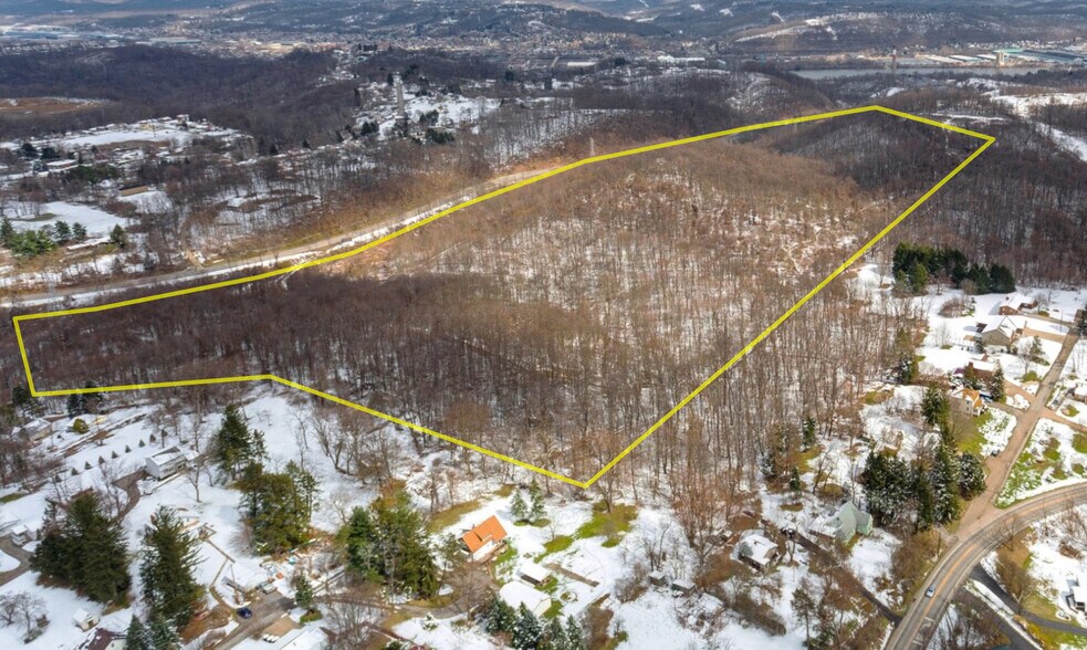 Laurel Rd, Aliquippa, PA à vendre - Aérien – Image 2 sur 3