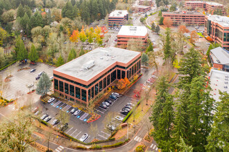 4800 Meadows Rd, Lake Oswego, OR - VUE AÉRIENNE  vue de carte - Image1