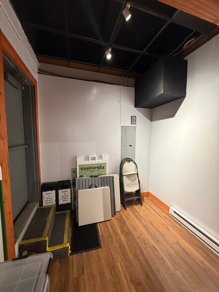 210 E Main St, Montrose, CO à louer - Photo de l’immeuble – Image 2 sur 13
