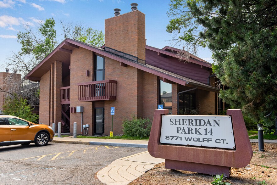 8771 Wolff Ct, Westminster, CO à vendre - Photo de l’immeuble – Image 1 sur 33