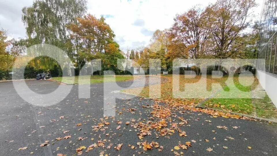 Bureau dans Les Ulis à louer - Photo de l’immeuble – Image 3 sur 15