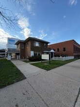110 S Broad St, Mankato, MN à louer Photo de l’immeuble– Image 1 sur 29